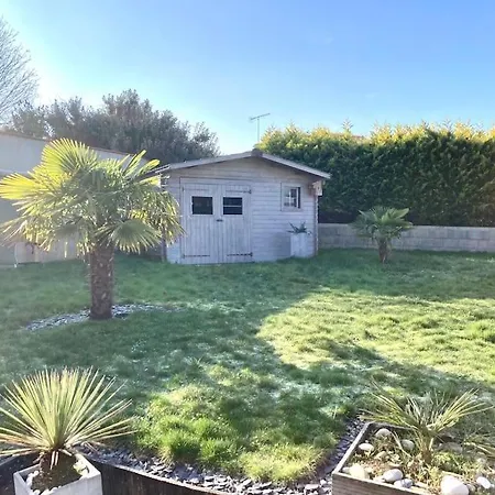 Maison Spacieuse Avec Jardin A 25min Des Sables Venansault